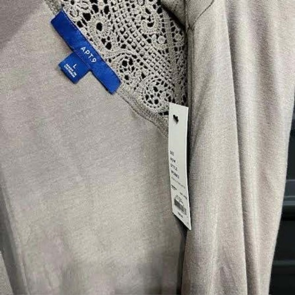 Women's Beige Short Sleeve Open Front Cardigan Crochet Back Detail - Picture 3 of 4
